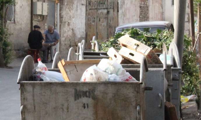 Bakıda zibillikdən yeni doğulmuş uşaq meyiti tapıldı