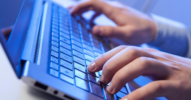 “Bakinternet” Bakı sakinlərinə internet verir, yoxsa əziyyət?