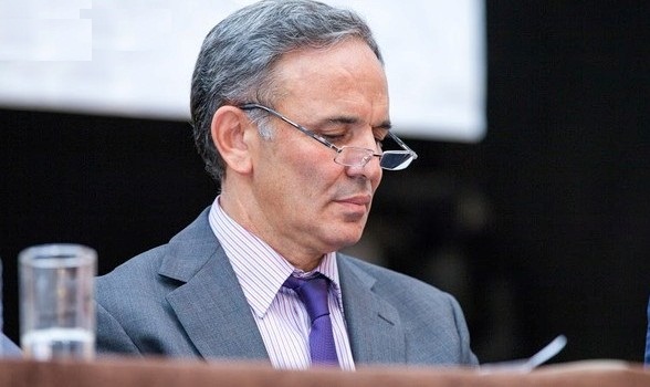 Əflatun Amaşov hökumətdən saytlara 1 milyon manat istədi - TƏKLİF