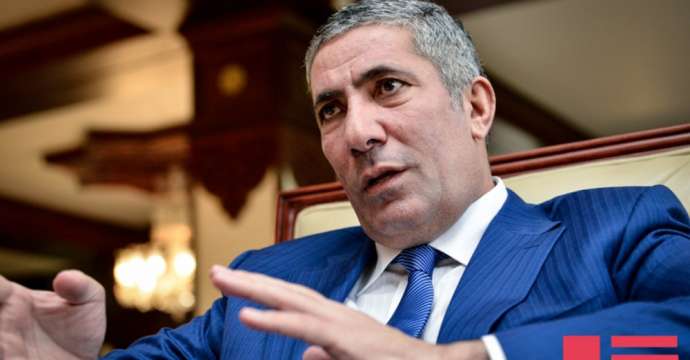 “Tarif Şurası üzünü bu tərəfə də çevirsin!” - Siyavuş Novruzov