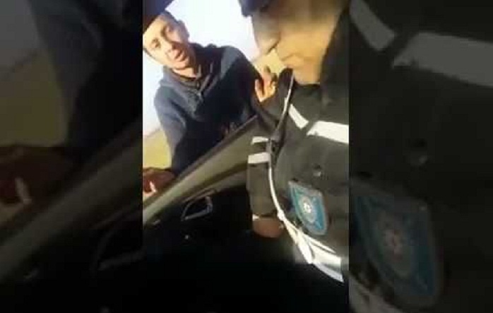 Sürücünü ağladıb, videosunu çəkən yol polisi işdən qovuldu