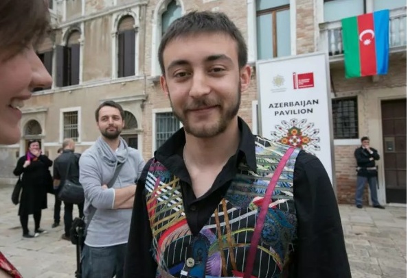 Bakıda it döyüşünə qarşı çıxan gənci ölümcül döydülər