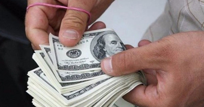 Dolların bu günə olan məzənnəsi