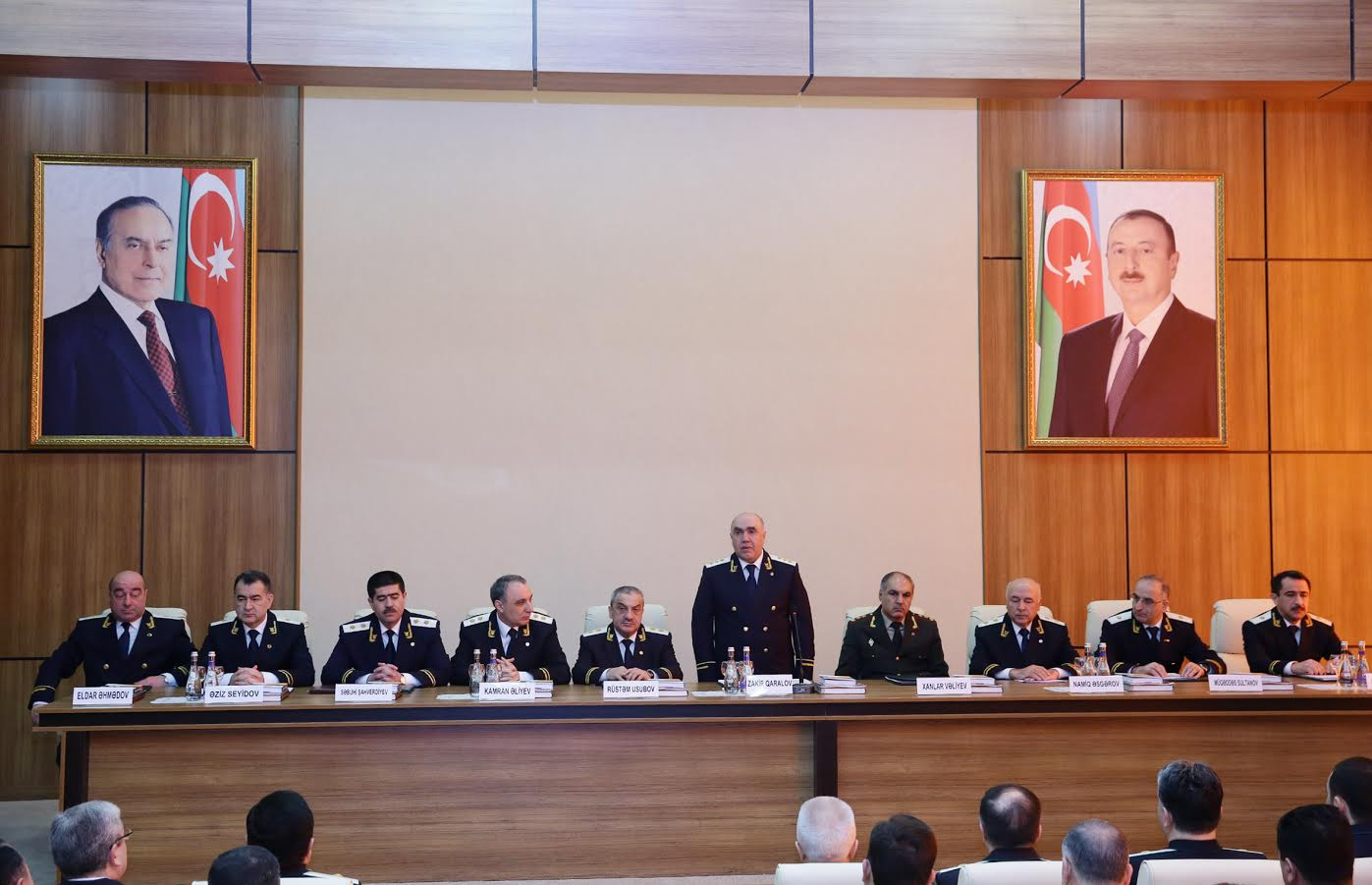 Zakir Qaralov: "Ötən il Azərbaycanda 6 qəsdən adam öldürmə cinayətinin üstü açılmayıb"