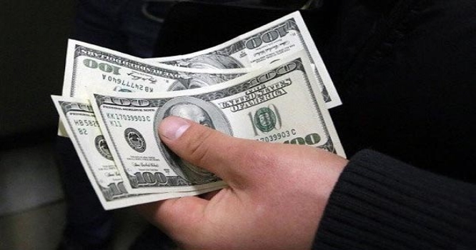 “Qara bazar”da dollar qalxdı
