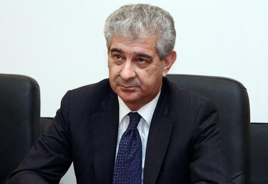 "Ərzaq mallarının qiymətlərində narahatlıq doğuracaq artım müşahidə olunmur" - Əli Əhmədov