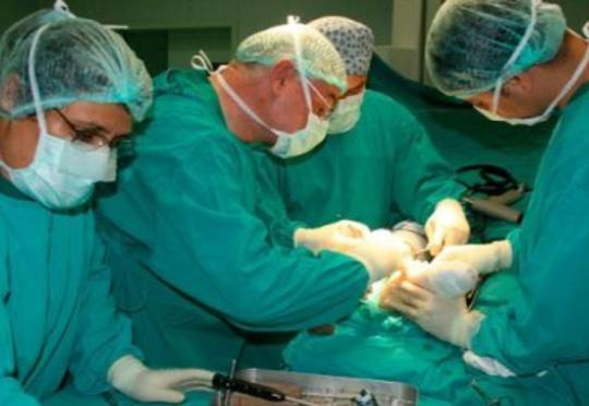 Vaxtından əvvəl doğuş edən gənc qadın öldü
