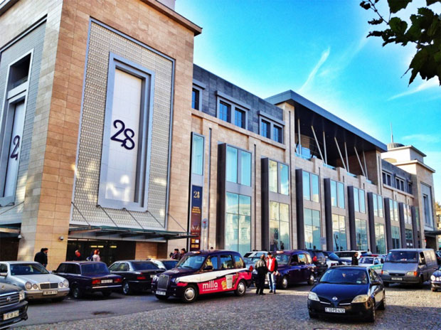 “28 Mall” bağlandı - Foto