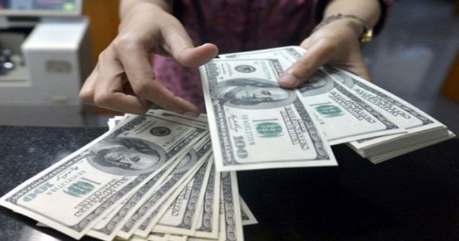 Banklar dolları ucuzlaşdırdı - QİYMƏTLƏR