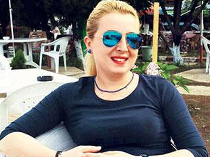 İki uşaq anası özünü öldürdü - Əri iş yoldaşını zorladığına görə