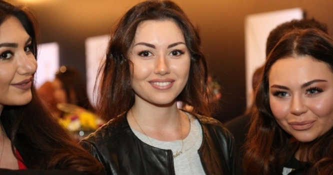 Azərbaycanlı nazirin gəlini və nəvəsinin yeni FOTOLARI