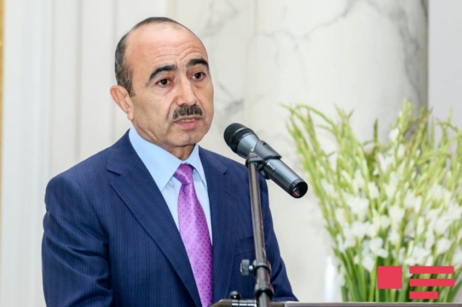 "Mehman Hüseynov konkret cinayət əməlinə görə məhkum olunub" - Əli Həsənov