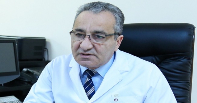 "Qəzada yaralanan tələbələrdən birinin yaşama şansı cüzidir" - Baş həkim