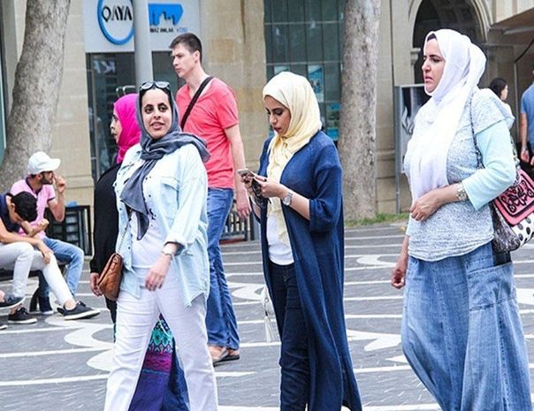 İranlı turistlər Novruz üçün Azərbaycana gəlir: Otellərdə yer yoxdur