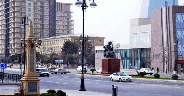 Xətainin heykəlini ziyarət edən 20 manat cərimə ödəməli olacaq
