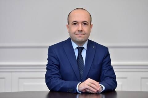 1000-dən çox müəllimin təhsil sənədinin saxta olduğu aşkarlanıb