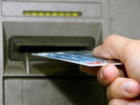 Banklardan nağd pulun çıxarılmasına yeni məhdudiyyət