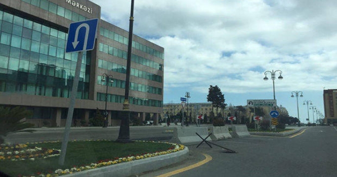 Bakıda bu yolda geriyə dönmək qadağan edildi - FOTO