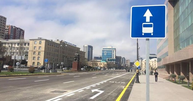 Bakının mərkəzində avtobuslar üçün zolaq çəkildi - FOTOLAR