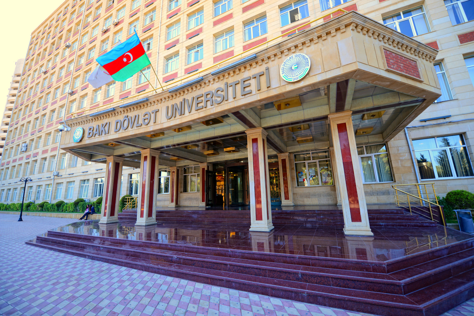 BDU, ADU və Azərbaycan Dövlət Aqrar Universiteti təqaüdləri vermir: Tələbələr əlacsız qalıb