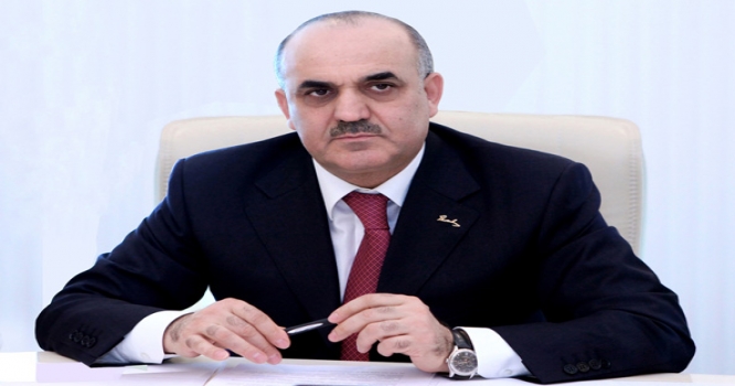 Nazir maaşların artırılmasından danışdı