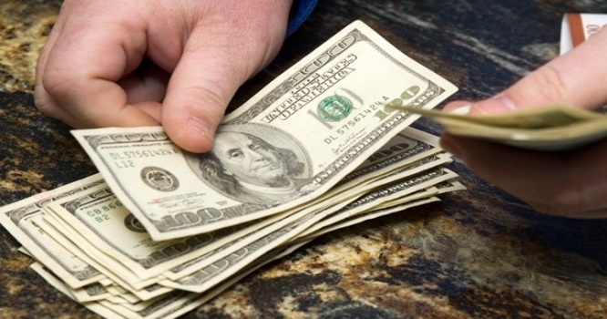 Dollar bu gün neçəyədir? - Rəsmi məzənnə
