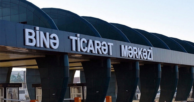 "Binə" ticarət mərkəzi yandı