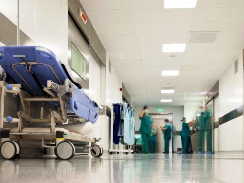 Xəstəxanalarda nöqsanlar aşkarlandı: Səmərəsiz vakant ştatlar yaradılıb