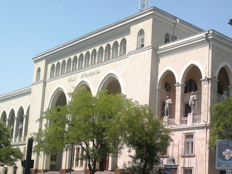 "Axundov" kitabxanasında 5 şöbə ləğv edildi - İşçilər evə göndərildi