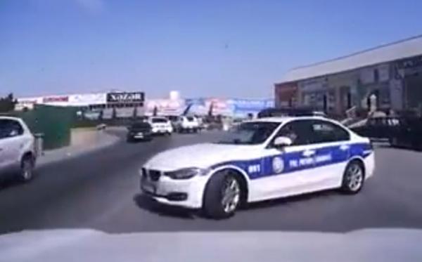 Bakıda yol polisi qaydanı belə pozdu - VİDEO