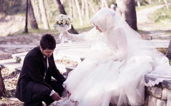 Şeyxin köməkçisi may ayında oğluna toy etdi - FOTO