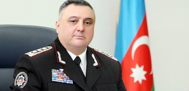 Eldar Mahmudovun əmisi oğlunun bahalı maşını - FOTOLAR