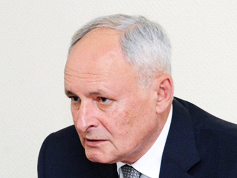 Oktay Şirəliyev yeni baş həkim təyin etdi