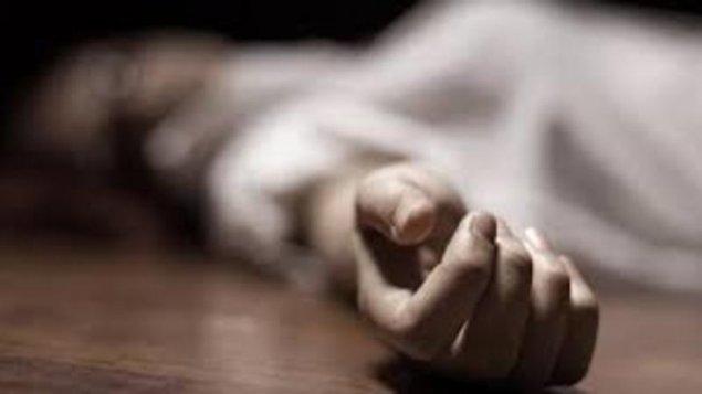 Bakıda 24 yaşlı qızı 16 bıçaq zərbəsi ilə qanına qəltan etdilər
