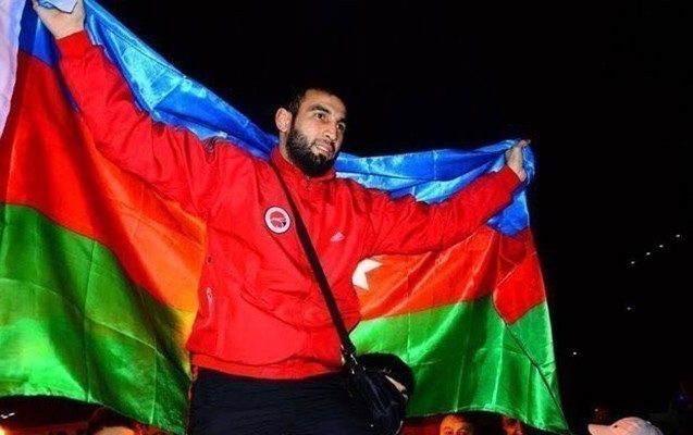Azərbaycanlı çempion Türkiyədə güllələndi - 6 nəfər yaralandı
