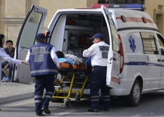 Bakıda qorxunc hadisə: 6 yaşlı uşağın başına mismar girdi