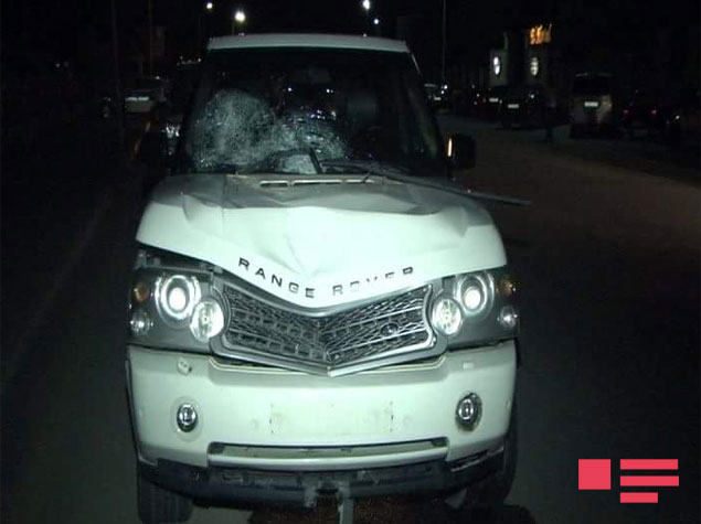 Sərxoş sürücü “Range Rover”lə ağır qəza törətdi: ÖLƏN VAR