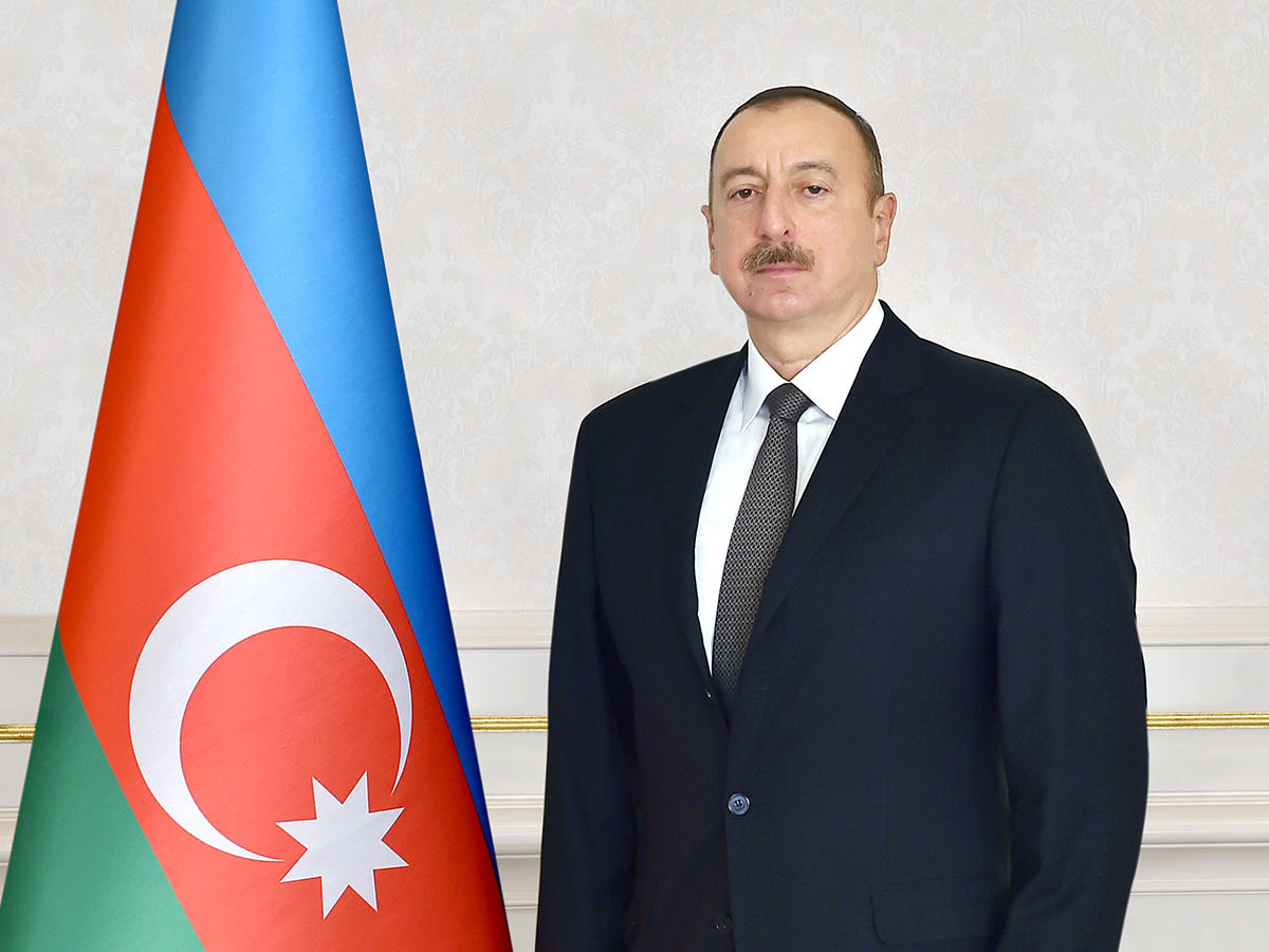 İlham Əliyev Birləşmiş Krallığın Baş nazirinə başsağlığı verdi