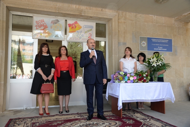 Nəsimi rayon tam orta məktəblərində “Son zəng” tədbirləri keçirilib