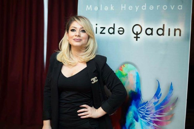 Mələk Heydərova ilk kitabını təqdim etdi: "Bizdə QADIN"