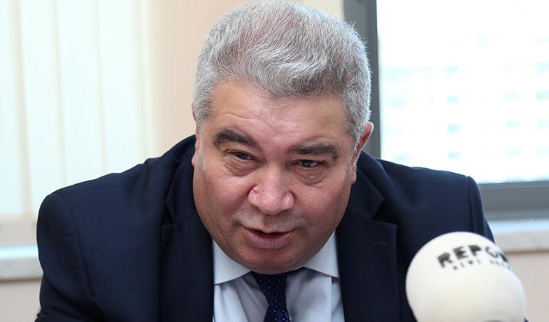 "Vətəndaş 120 manat maaşla dolana bilmirsə, bu onun öz günahıdır" - Nazirliyin şöbə müdiri
