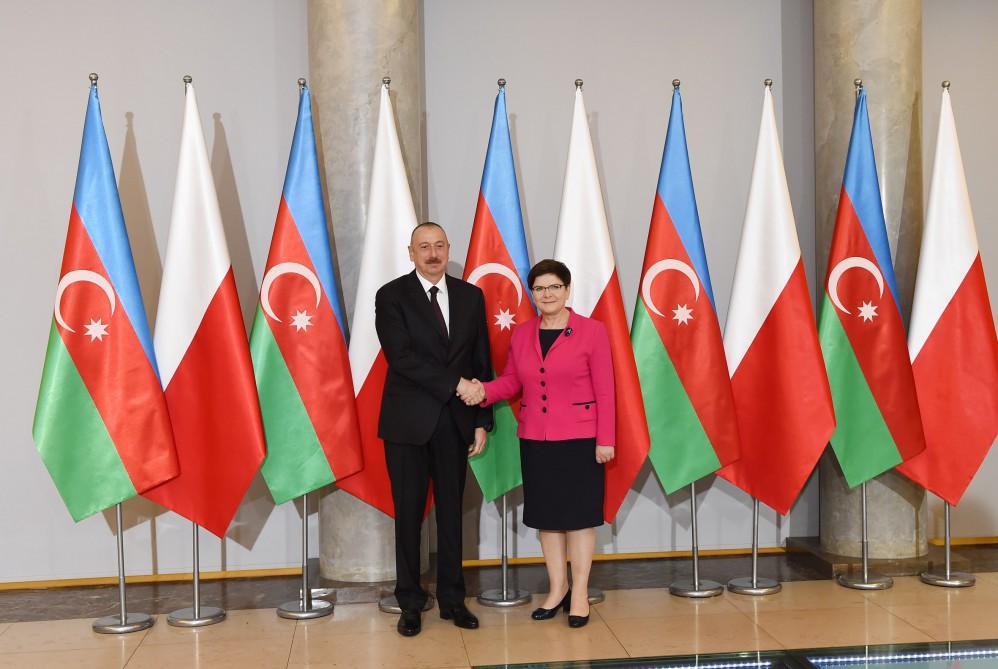 "Beynəlxalq nəqliyyat dəhlizlərinin yaradılmasında Azərbaycan fəal iştirak edir"