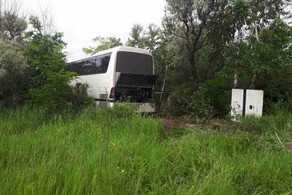 Gəncədə sərnişin avtobusu qəzaya uğrayıb, xəsarət alanlar var