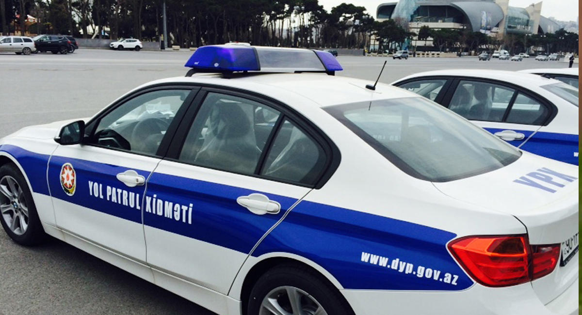 Yol polisi 120 ilə əks yola çıxdı - Qəza şəraiti yaratdı (VİDEO)