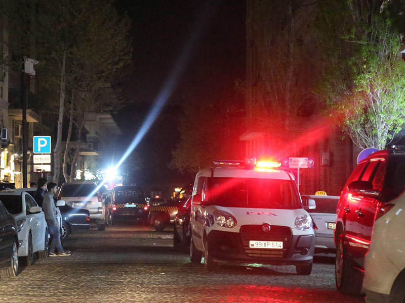Bakıda 4-cü mərtəbədən yıxılan uşaq sağ qaldı