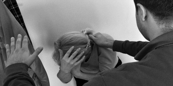Boşadığı arvadı bıçaqlayan ər: Ayağı sürüşkən idi