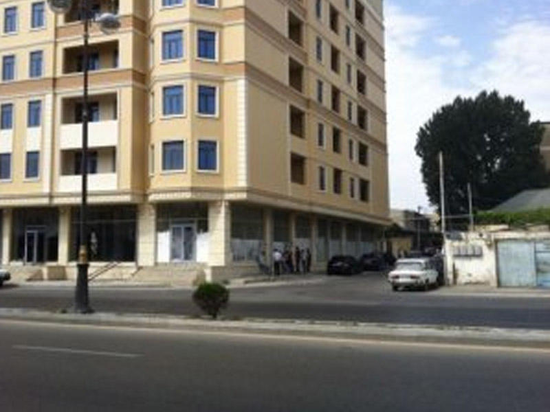 Bakıda fəhlə faciəvi şəkildə öldü
