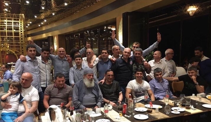 “Lotu Quli” Sabirabadlı Hikmətin qardaşı oğluna “vor” adı vermədi – Türkiyədə “sxodka”