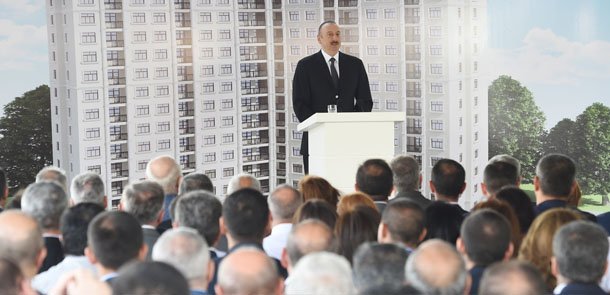 Prezident: "Üçüncü binanı da biz maksimum üç ilə tikməliyik"