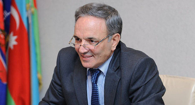 "Banklar jurnalistlərə kredit verməlidir" - Əflatun Amaşov